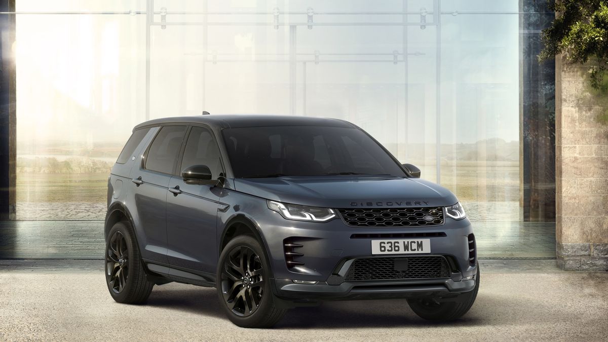 Land Rover Discovery Sport prošel modernizací, vyměnil tlačítka za větší displej